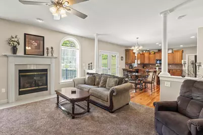 304 Iron Valley Drive, Lebanon, PA 17042 - Photo 3