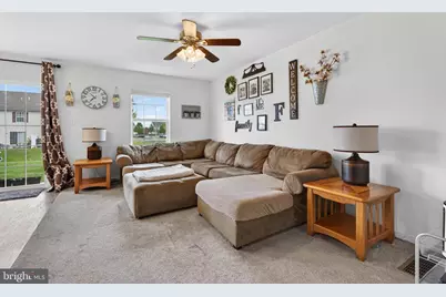 553 Brookwood Dr, Palmyra, PA 17078 - Photo 5