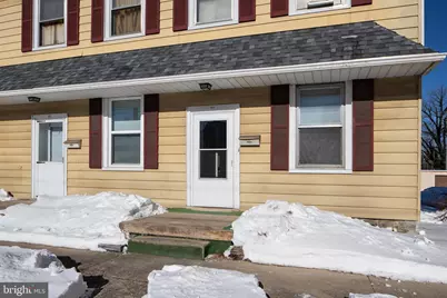 519 W Main St, Palmyra, PA 17078 - Photo 5