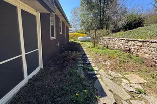 3319 Hillside Dr, Lebanon, PA 17046 - Photo 25