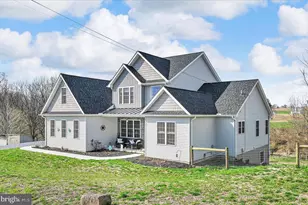 2739 Cedar Run Rd, Lebanon, PA 17046 - Photo 1