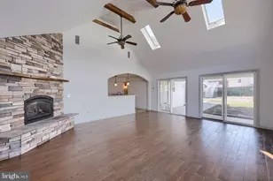 719 Hill St, Lebanon, PA 17046 - Photo 9