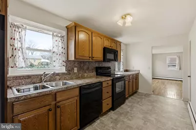 1002 S 1st Avenue, Lebanon, PA 17042 - Photo 7