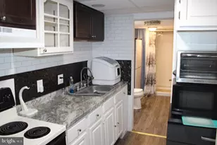 158 N Green St, Palmyra, PA 17078 - Photo 15