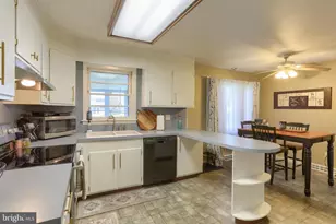 811 E Canal St, Lebanon, PA 17046 - Photo 13