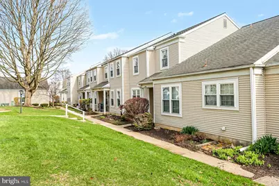 1524 Cambridge Ct U-0209 Court, Palmyra, PA 17078 - Photo 3