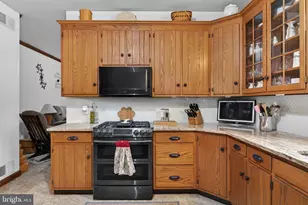 1705 Hickory Dr, Lebanon, PA 17042 - Photo 13