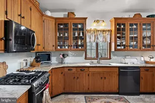 1705 Hickory Dr, Lebanon, PA 17042 - Photo 11