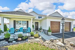 266 Gardenia Ln, Lebanon, PA 17042 - Photo 7