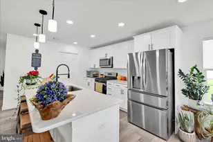 266 Gardenia Ln, Lebanon, PA 17042 - Photo 21