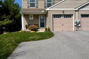 101 Wheatstone Ln L-0062, Lebanon, PA 17042 - Photo 3