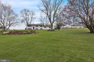 16 Mt Wilson Rd, Lebanon, PA 17042 - Photo 5