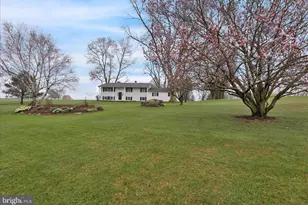 16 Mt Wilson Rd, Lebanon, PA 17042 - Photo 1