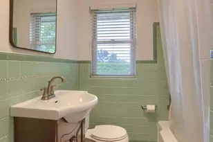 702 S 1st Ave, Lebanon, PA 17042 - Photo 15