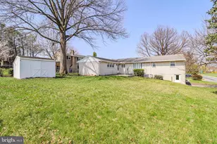 426 Edgewood Dr, Lebanon, PA 17042 - Photo 7