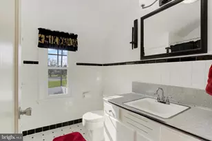 527 Park Dr, Lebanon, PA 17042 - Photo 13