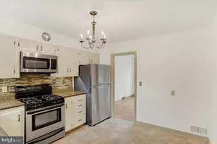 527 Park Dr, Lebanon, PA 17042 - Photo 9