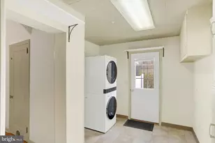 527 Park Dr, Lebanon, PA 17042 - Photo 21