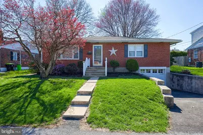 705 S 2nd Avenue, Lebanon, PA 17042 - Photo 1