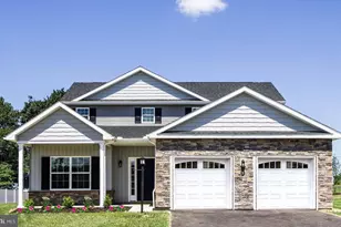 03 Gardenia Ln, Lebanon, PA 17042 - Photo 1