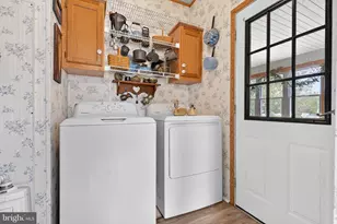 188 W Cedar St, Palmyra, PA 17078 - Photo 17