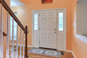 129 Pickwick Cir, Palmyra, PA 17078 - Photo 3