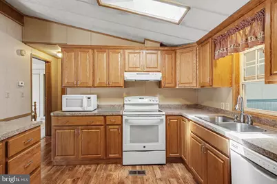 220 Maple Avenue, Manheim, PA 17545 - Photo 5