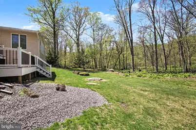 220 Maple Avenue, Manheim, PA 17545 - Photo 13