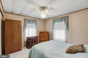220 Maple Ave, Manheim, PA 17545 - Photo 9