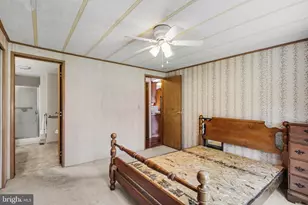 220 Maple Ave, Manheim, PA 17545 - Photo 11