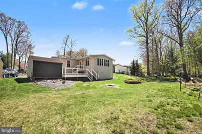220 Maple Avenue, Manheim, PA 17545 - Photo 9