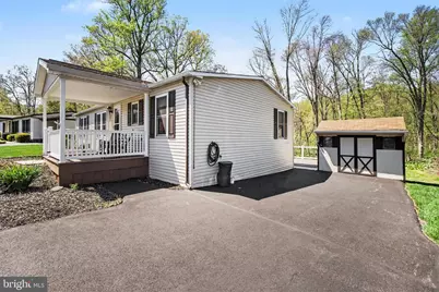 220 Maple Avenue, Manheim, PA 17545 - Photo 15