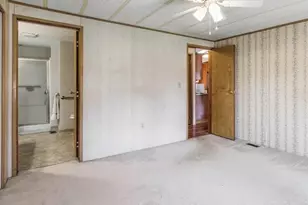 220 Maple Ave, Manheim, PA 17545 - Photo 29