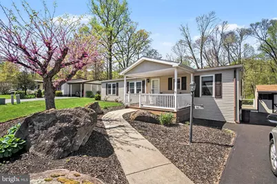 220 Maple Avenue, Manheim, PA 17545 - Photo 17