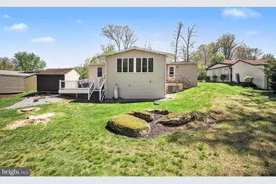 220 Maple Avenue, Manheim, PA 17545 - Photo 21
