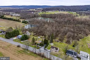 2487 Heidelberg Ave, Newmanstown, PA 17073 - Photo 3