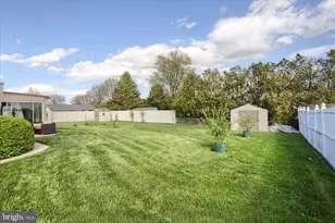 1636 Greenwood Dr, Lebanon, PA 17046 - Photo 19