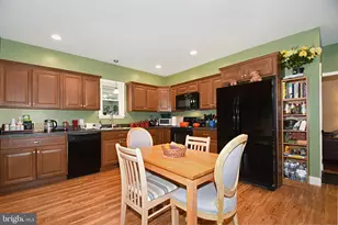 29 N Harrison St, Palmyra, PA 17078 - Photo 9