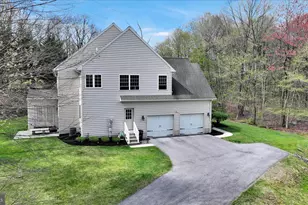 204 Iron Valley Dr, Lebanon, PA 17042 - Photo 9