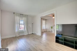 14 E Chestnut St, Lebanon, PA 17042 - Photo 5