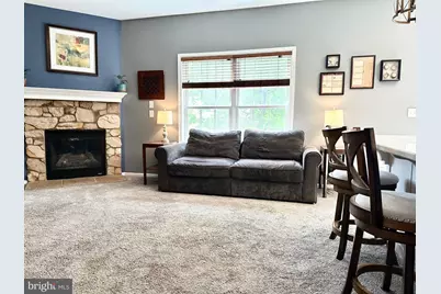 14 Manor Cir, Palmyra, PA 17078 - Photo 5