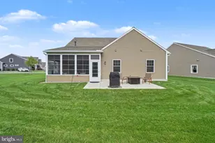 1025 Riverstone Cir, Lebanon, PA 17042 - Photo 37