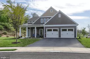 1007 Briarwood Ct, Lebanon, PA 17042 - Photo 3