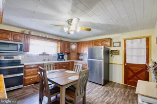 220 W Penn Ave, Cleona, PA 17042 - Photo 13