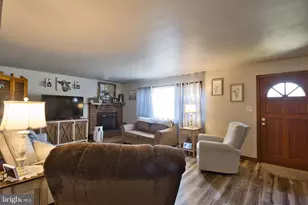 220 W Penn Ave, Cleona, PA 17042 - Photo 17