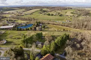 156 Horse Happy Rd, Newmanstown, PA 17073 - Photo 3