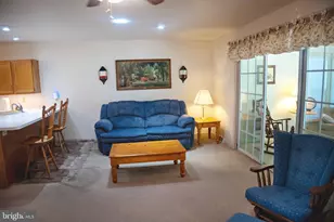 613 Blueberry Ln, Lebanon, PA 17046 - Photo 7