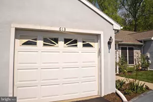 613 Blueberry Ln, Lebanon, PA 17046 - Photo 5