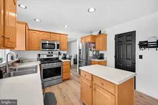 430 Oak Ln, Palmyra, PA 17078 - Photo 11