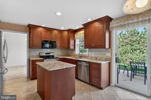 30 Red Maple Cir, Palmyra, PA 17078 - Photo 5